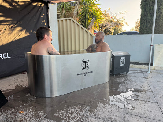 Solid ice tub